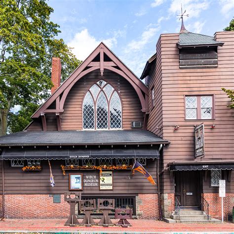 A Journey through History at the Salem Witch Dungeon Museum